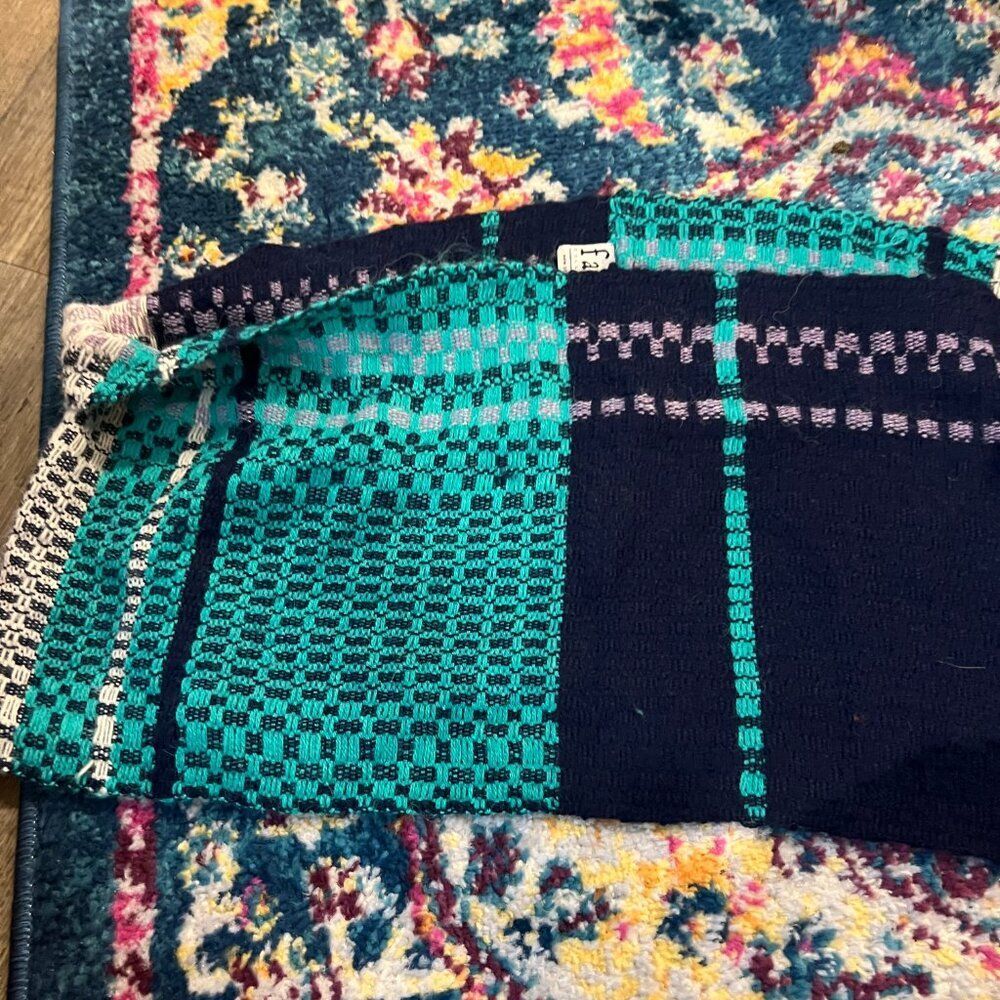 Faire Collection infinity scarf - Picture 5 of 6